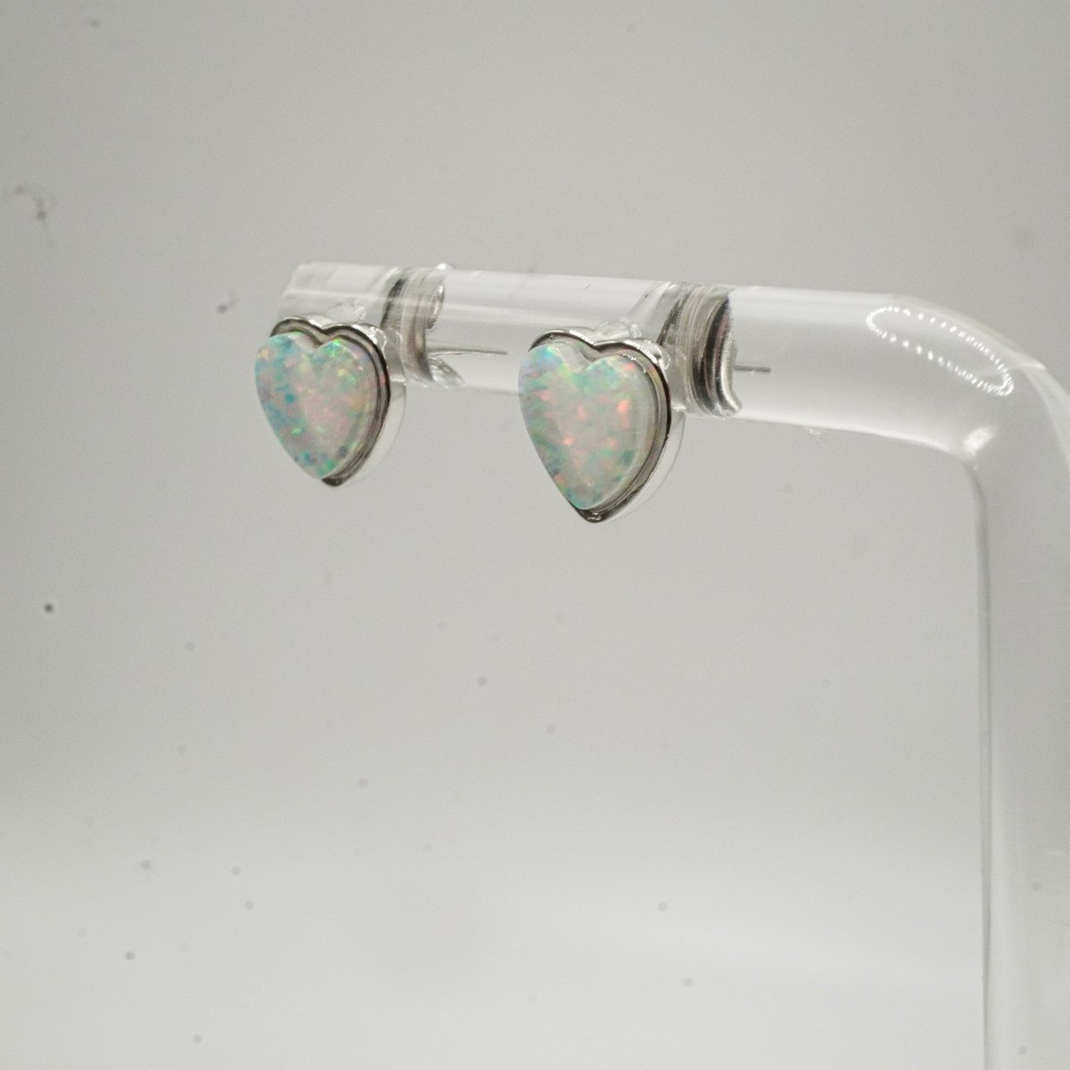 Aretes en plata 925 con ópalo de corazón