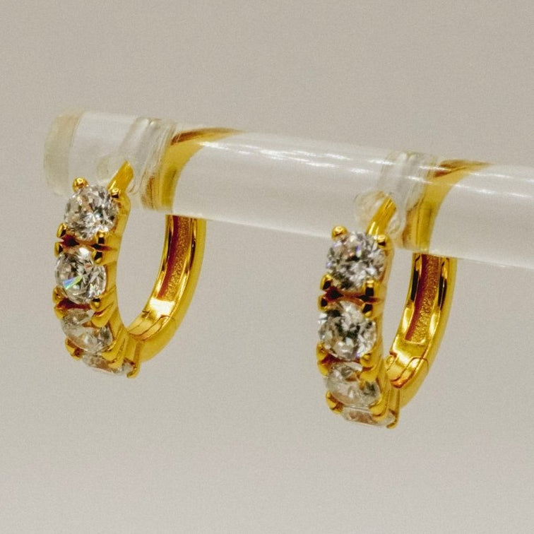 Aretes "Órbita Dorada" – Plata 925 con Zirconia