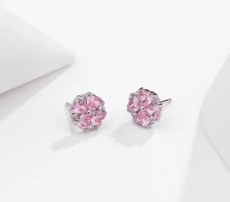 ✨ Aretes “Trébol de Corazones Rosados” – Plata 925 con Zirconias