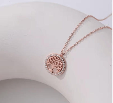 Collar de plata 925 con baño de oro rosa, diseño árbol de vida. Detalles minuciosos y circonitas cúbicas