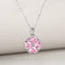 Collar de plata con un trébol de cuatro hojas y zirconias rosadas y blancas, brilla en cualquier ocasión - Aurora Boré