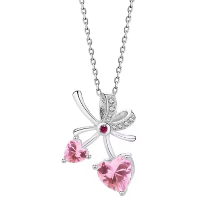 Collar de plata de ley 925 con baño de rodio, adornado con un impresionante colgante de cereza con circonita rosa en forma de corazón