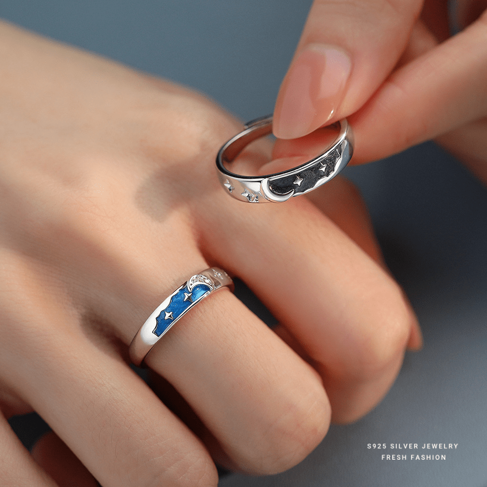 Dúo Anillos Universo – Plata 925 con Esmalte Negro y Azul