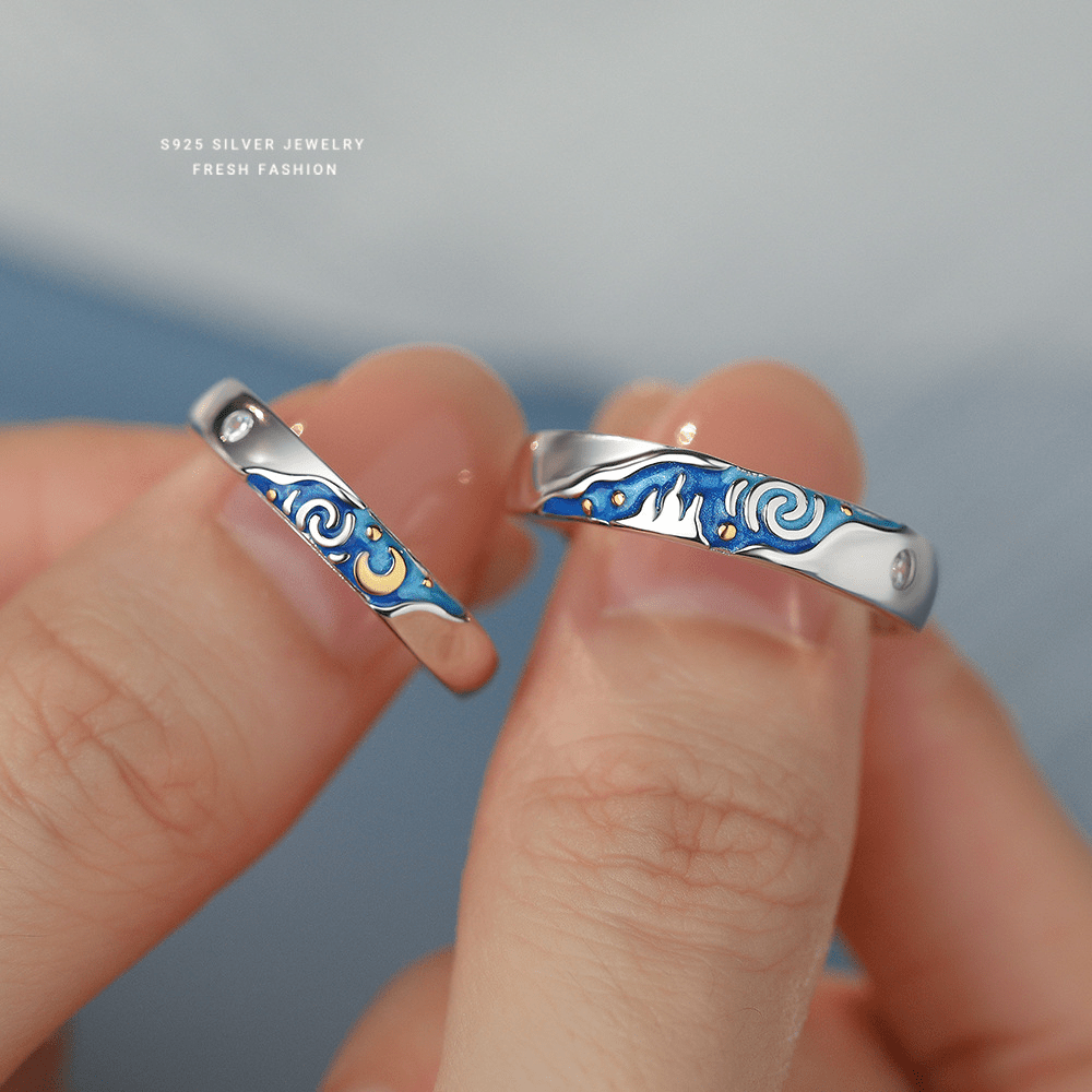 Dúo Noche Estrellada – Anillos en Plata 925 con Esmalte Azul y Detalles Dorados