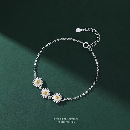 Pulsera con flores de margaritas realizadas en Plata 925