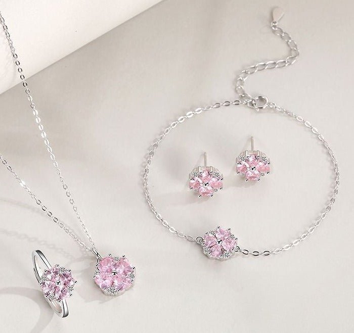 Set de plata 925 con un precioso trébol de cuatro hojas con brillantes zirconias rosadas y blancas para un look único - Aurora Boré